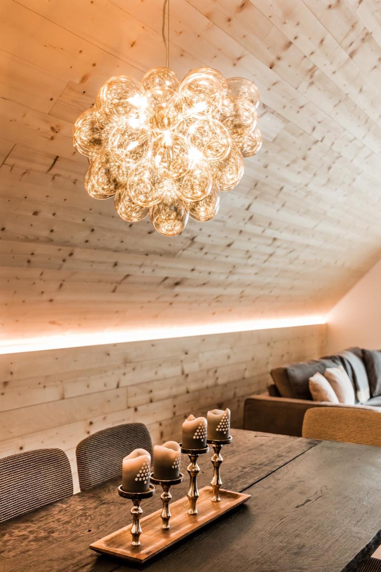 The Base Andermattアパートホテル 部屋 写真