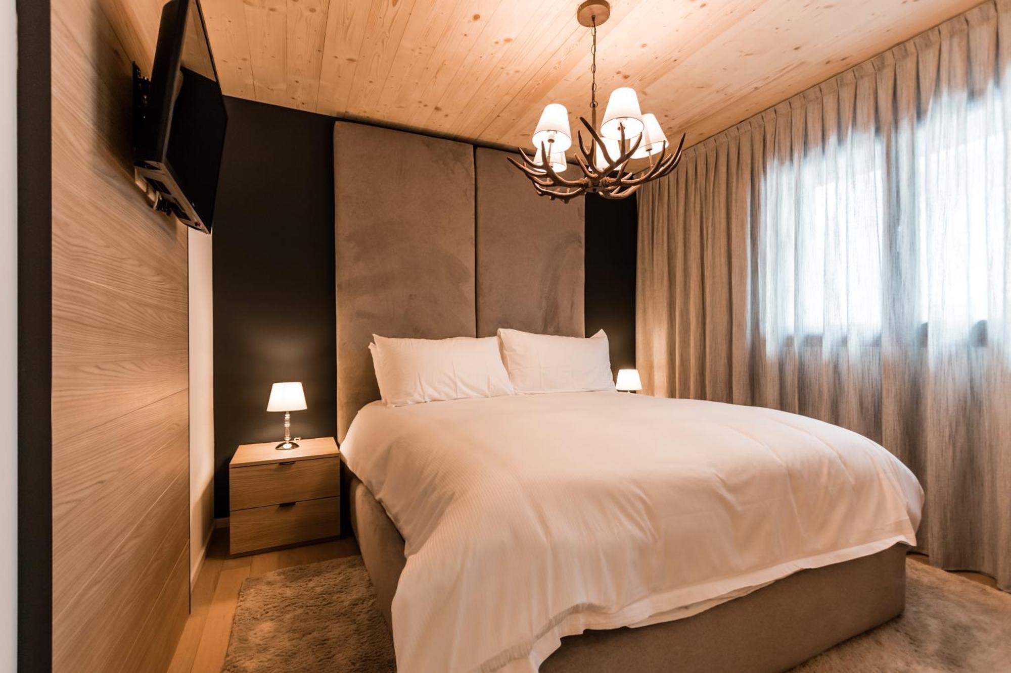 The Base Andermattアパートホテル 部屋 写真